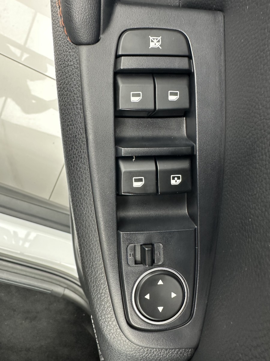 Kia Seltos 2024 car image #12