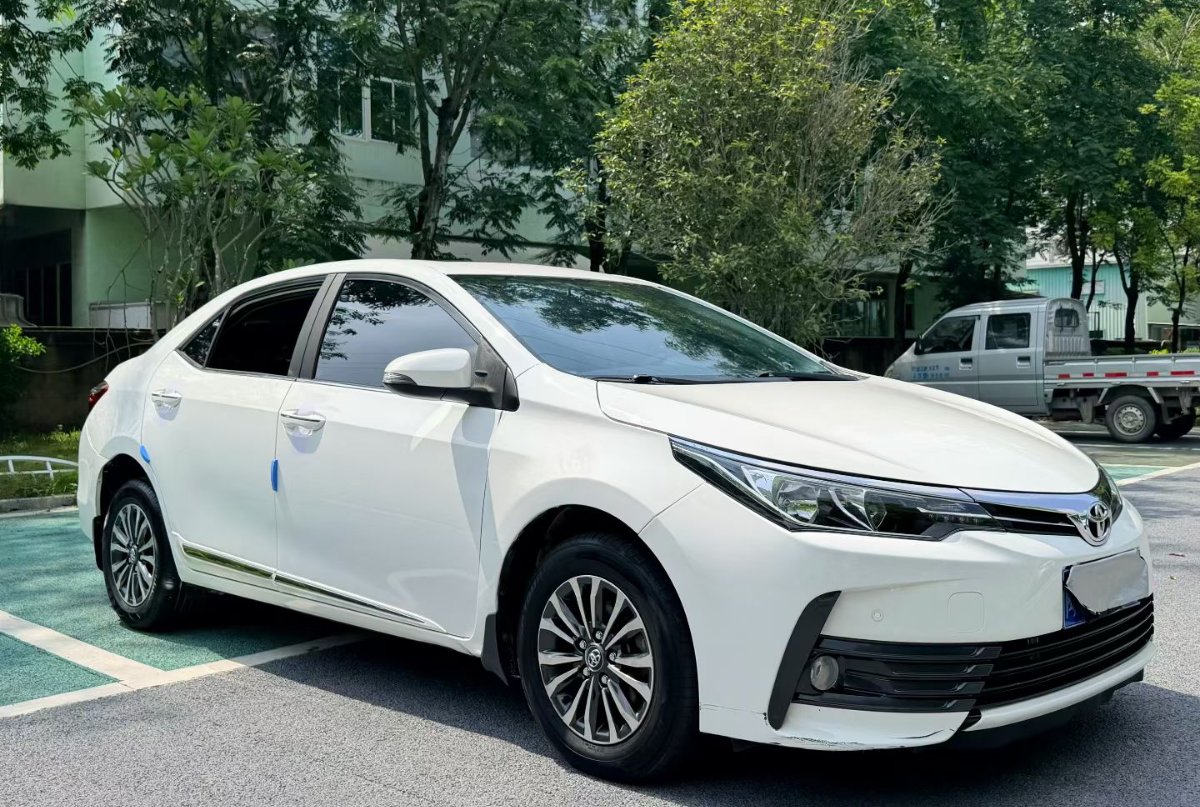 Toyota Corolla 2017 #3 Toyota Corolla 2017 car image #3