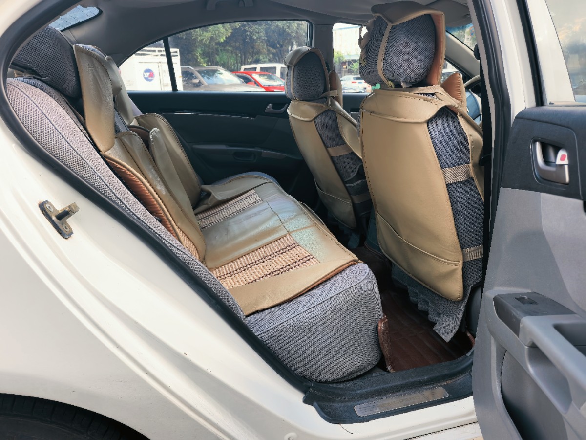 GEELY Emgrand Classic 2014 #3 GEELY Emgrand Classic 2014 car image #3