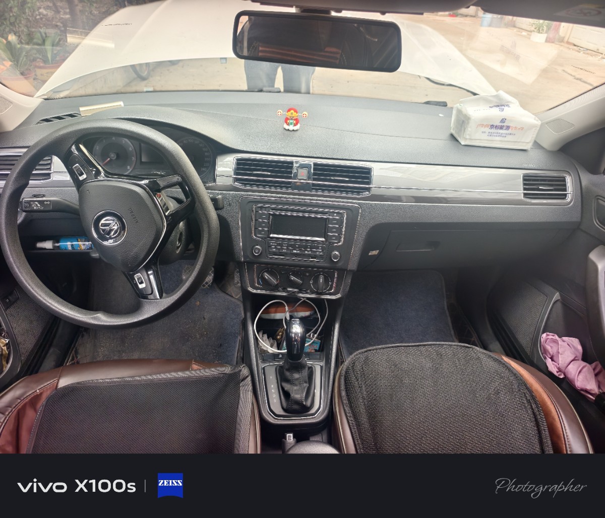 Volkswagen Santana 2019 car image #3
