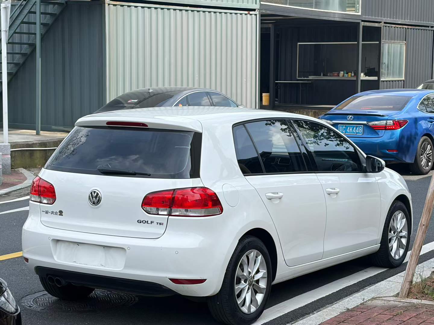 Volkswagen Golf 2012 car image #8