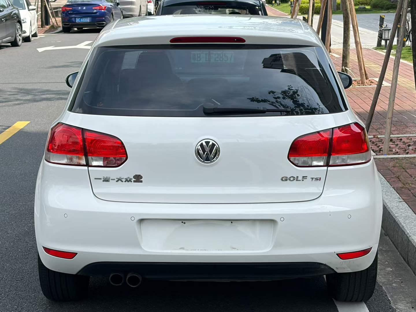 Volkswagen Golf 2012 car image #9