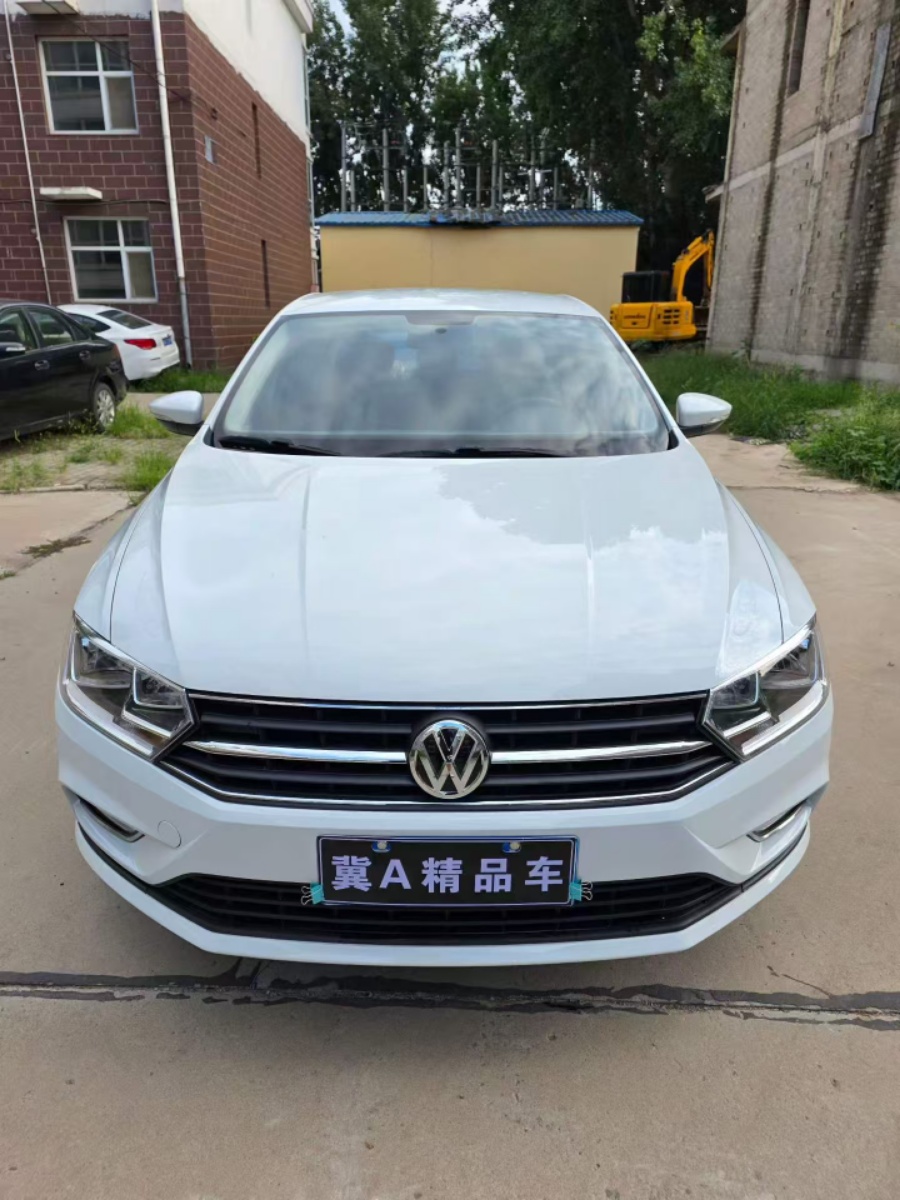 Volkswagen Bora 2020 car image #2