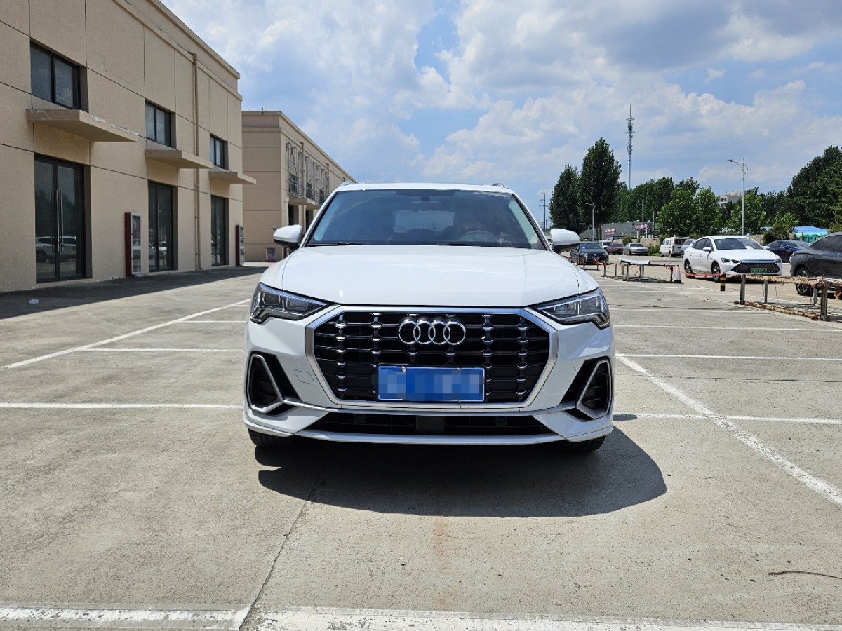 Audi Q3 2022 #5 Audi Q3 2022 car image #5