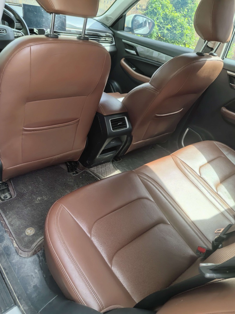 GEELY Vision X6 2023 car image #3