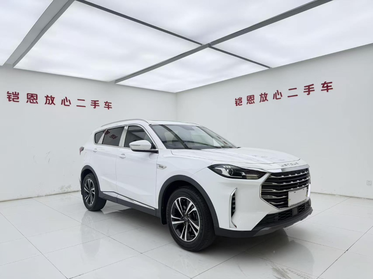 Jetour X70 PLUS 2022 car image #3