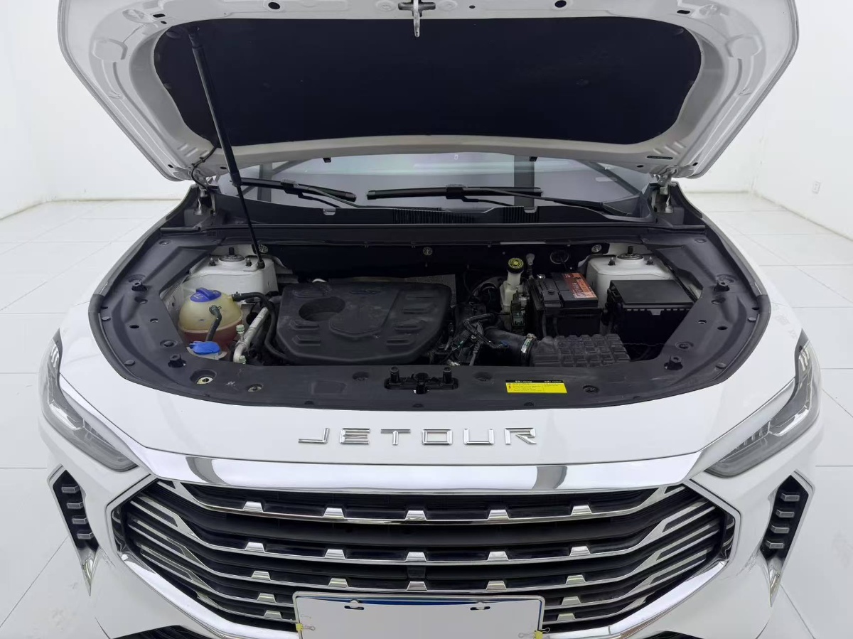 Jetour X70 PLUS 2022 car image #13