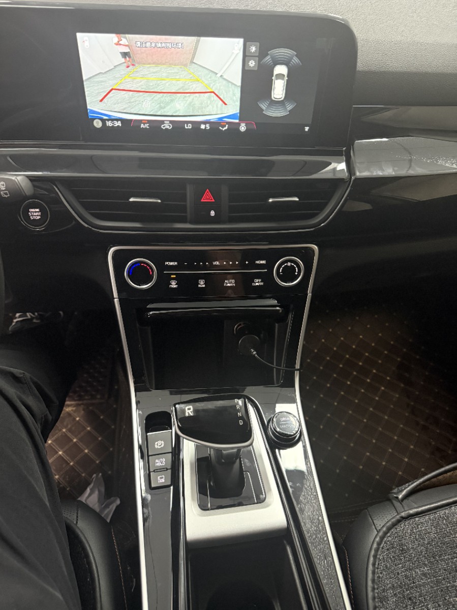 Kia Seltos 2026 car image #16