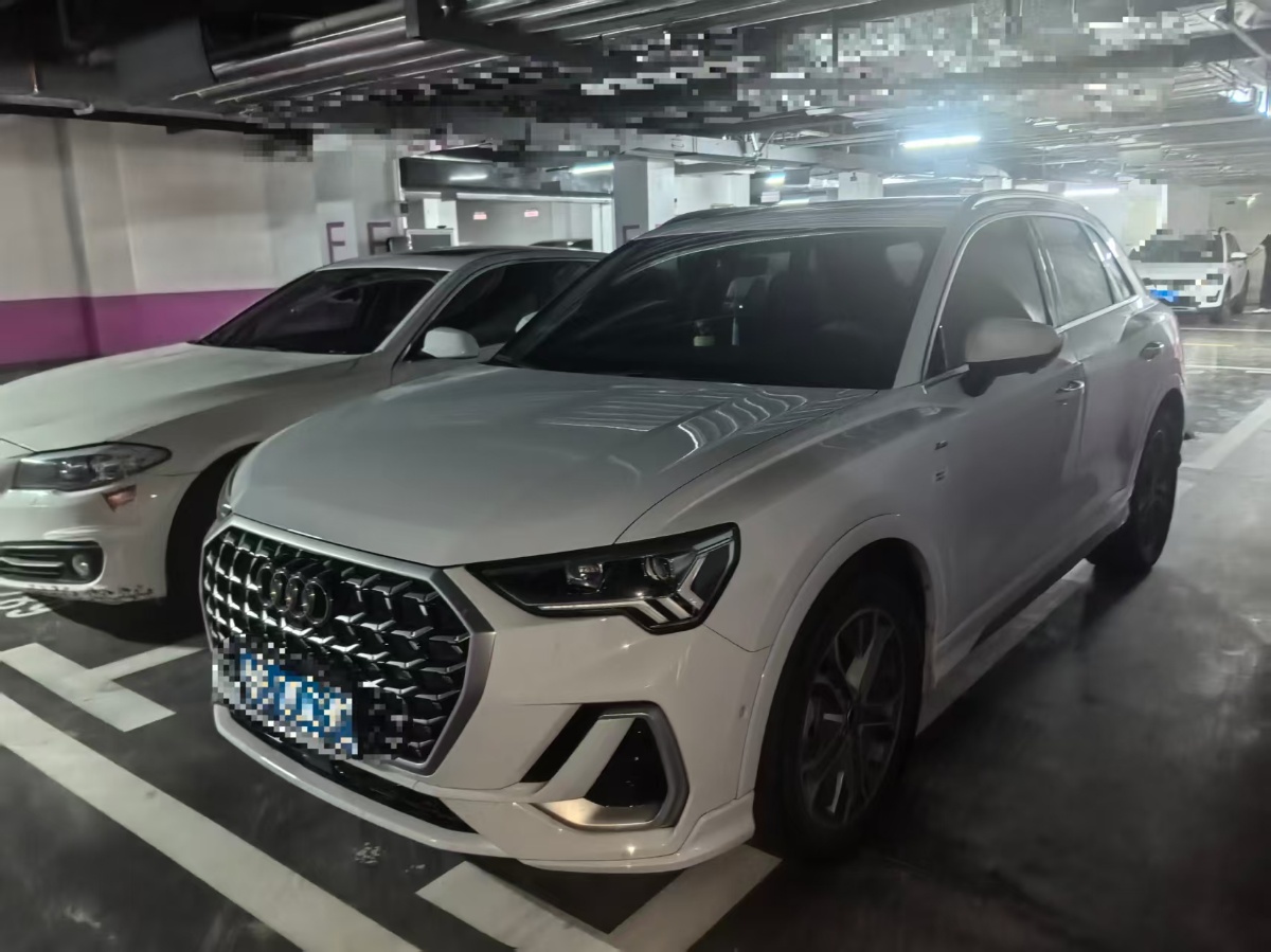 Audi Q3 2023 Audi Q3 2023 car image
