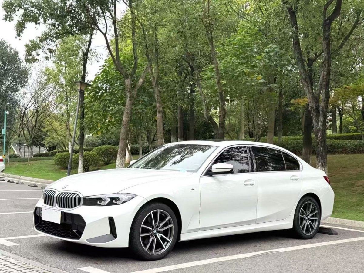 BMW 3 Series 2023 BMW 3 Series 2023 car image