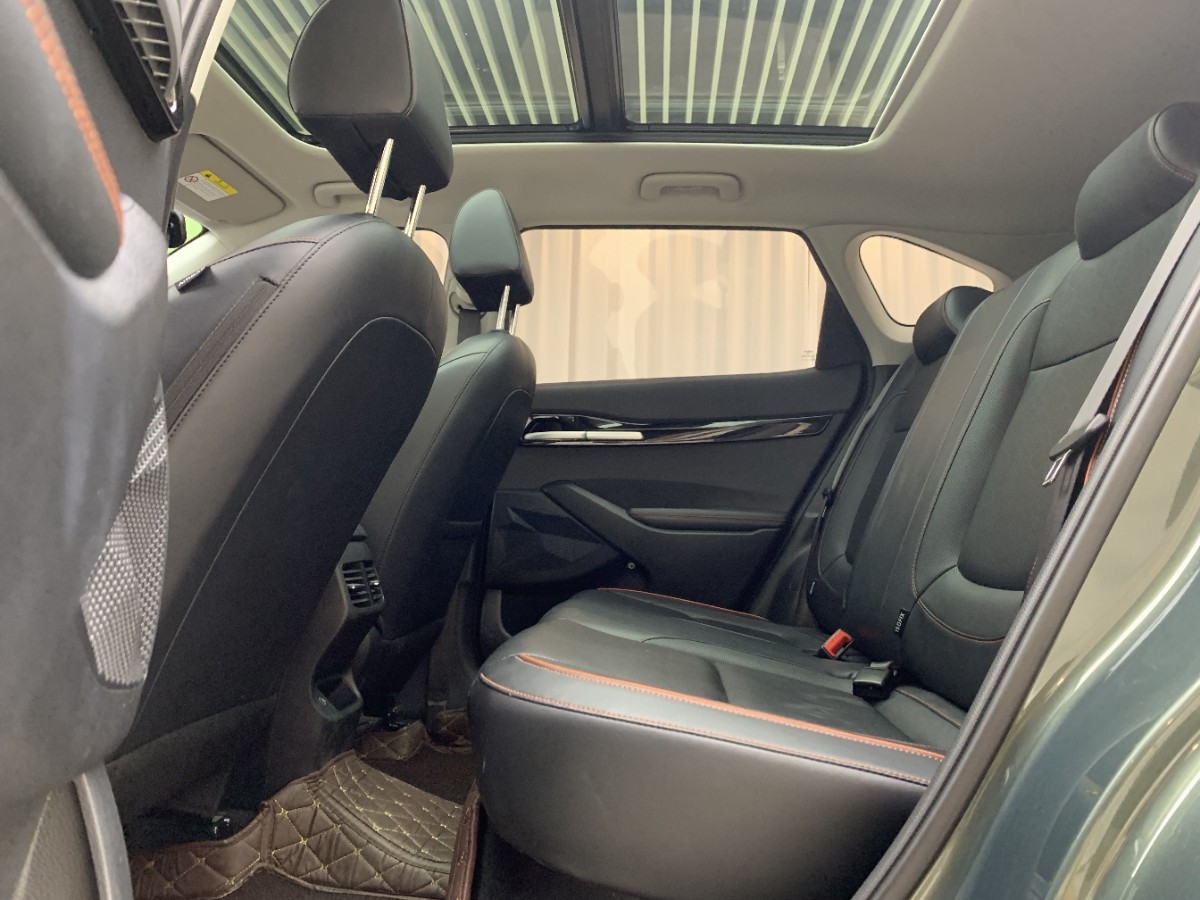 Kia Seltos 2023 car image #8