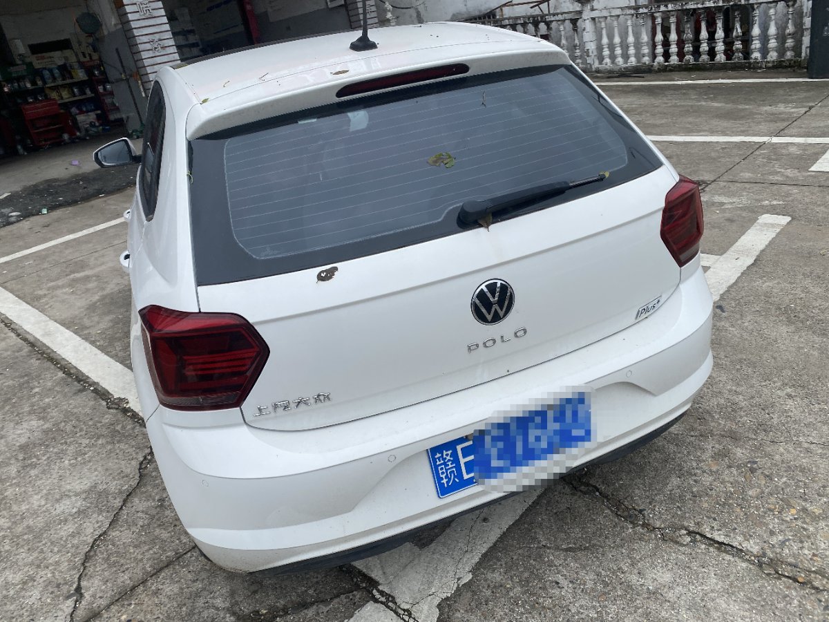 Volkswagen Polo 2021 car image #2