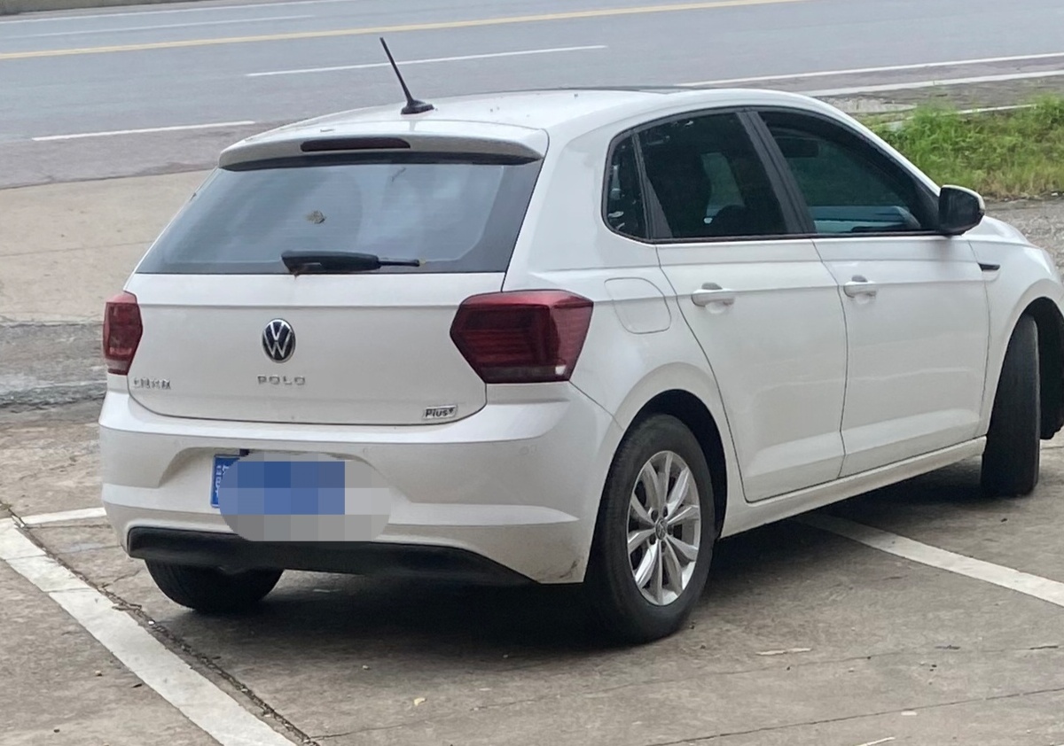 Volkswagen Polo 2021 car image #4