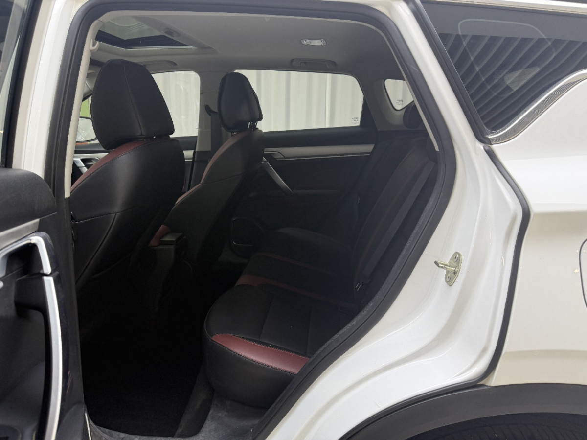 GEELY Coolray 2021 car image #6
