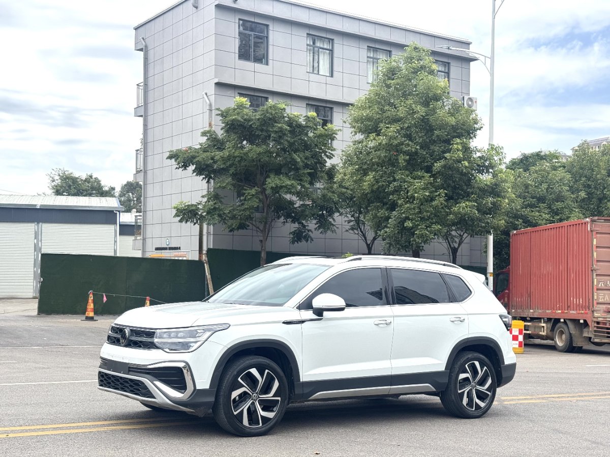 Volkswagen Tharu 2024 car image 