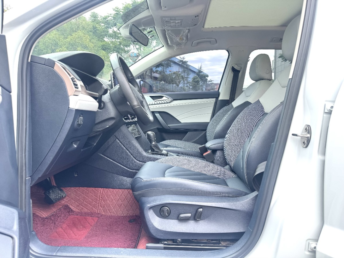 Volkswagen Tharu 2024 car image #4