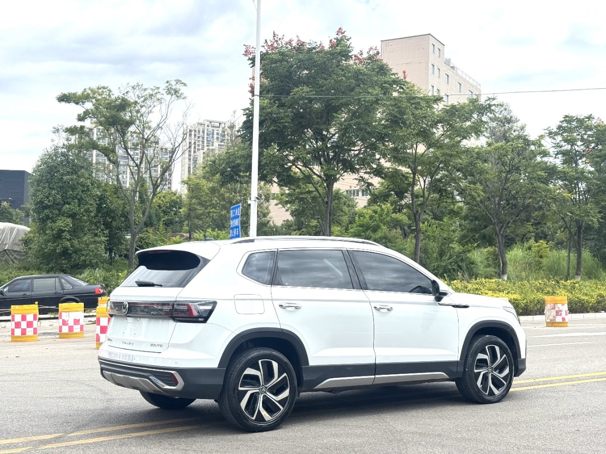 Volkswagen Tharu 2024 car image #9