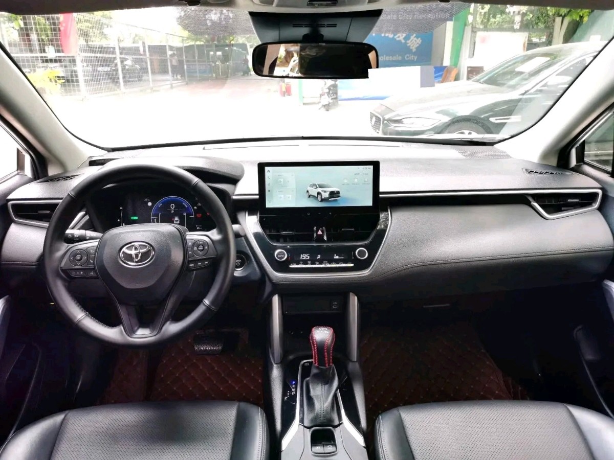 Toyota Corolla Cross 2025 #8 Toyota Corolla Cross 2025 car image #8