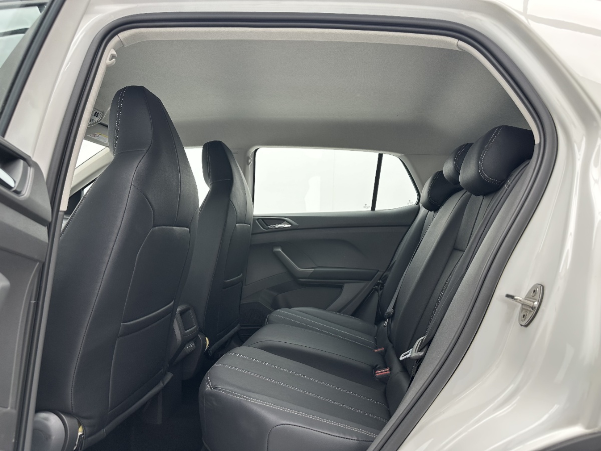 Volkswagen T-Cross 2022 #6 Volkswagen T-Cross 2022 car image #6