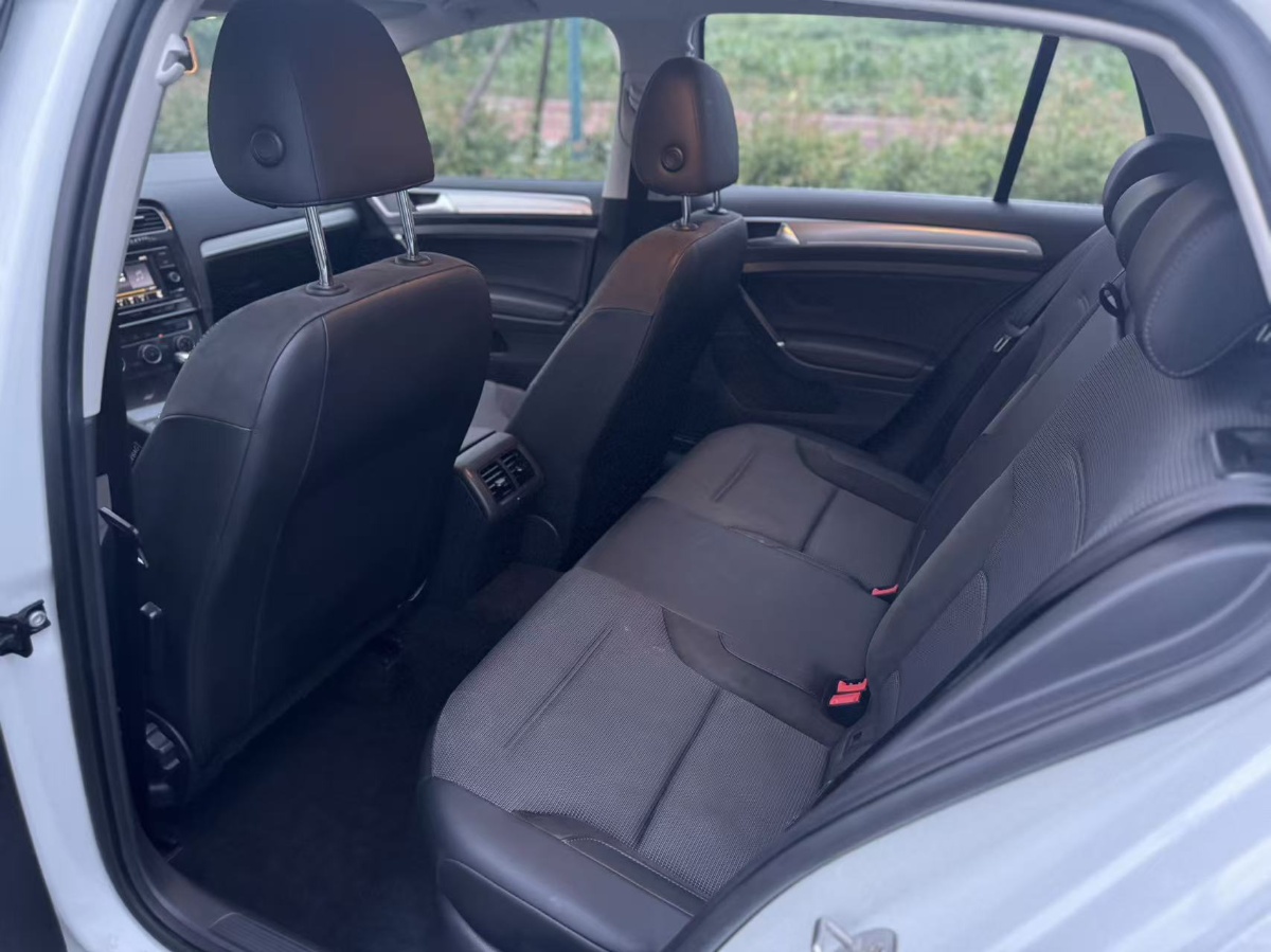 Volkswagen Golf 2018 #6 Volkswagen Golf 2018 car image #6