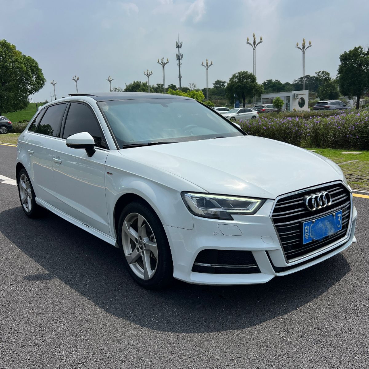 Audi A3 2019 #3 Audi A3 2019 car image #3