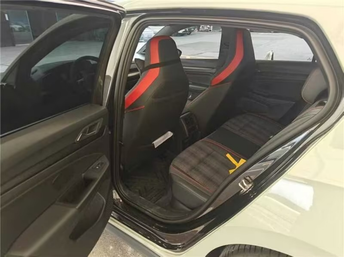 大众 高尔夫GTI 2024 汽车图片 #3