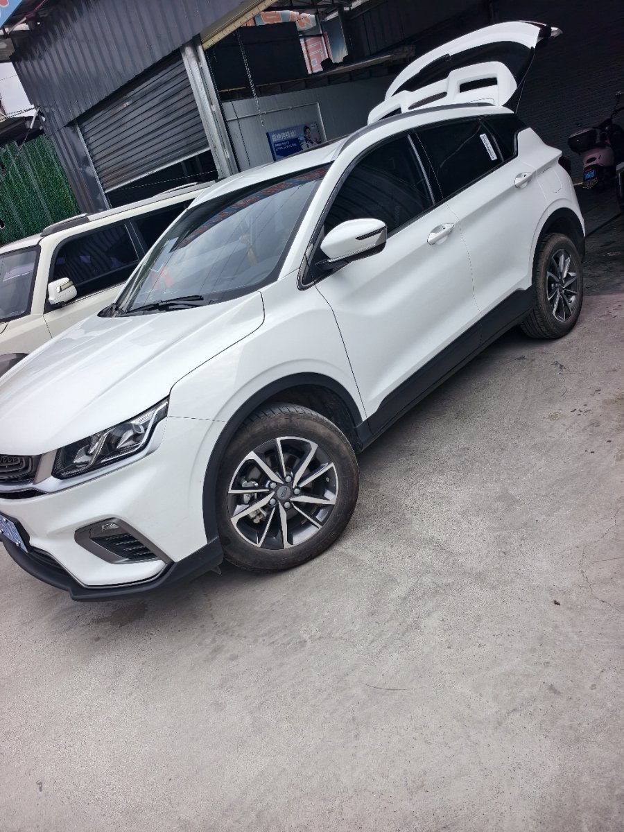 GEELY Coolray 2021 #2 GEELY Coolray 2021 car image #2