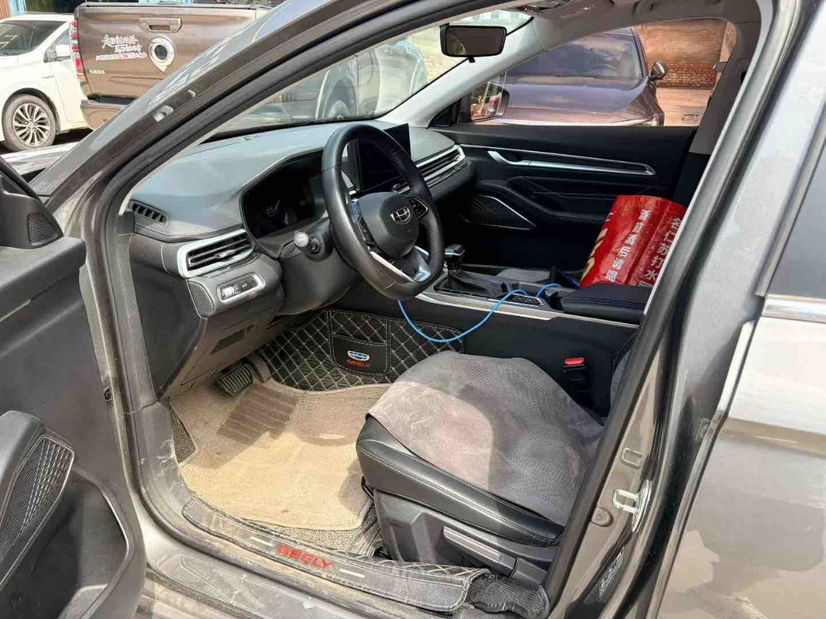 GEELY Emgrand 2022 car image #3