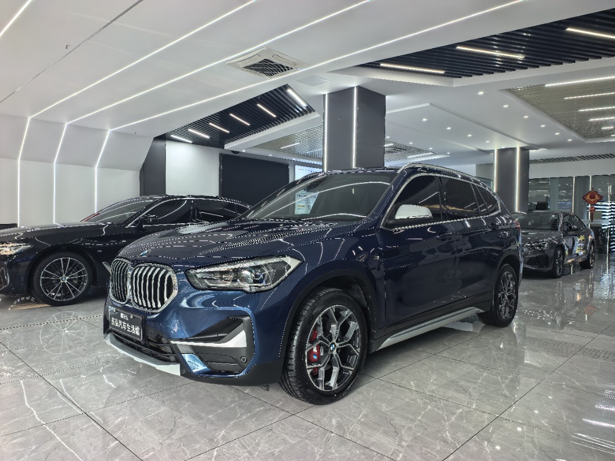 BMW X1 2021 BMW X1 2021 car image