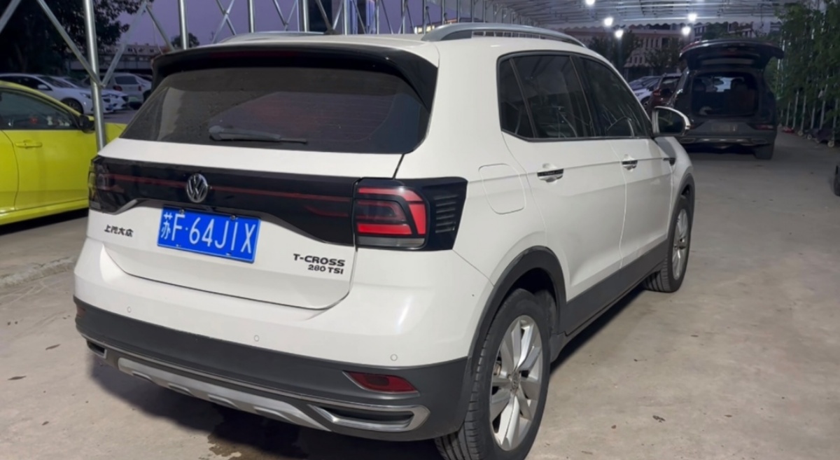 Volkswagen T-Cross 2020 car image #5