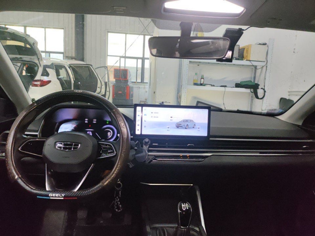 GEELY Emgrand 2023 #5 GEELY Emgrand 2023 car image #5