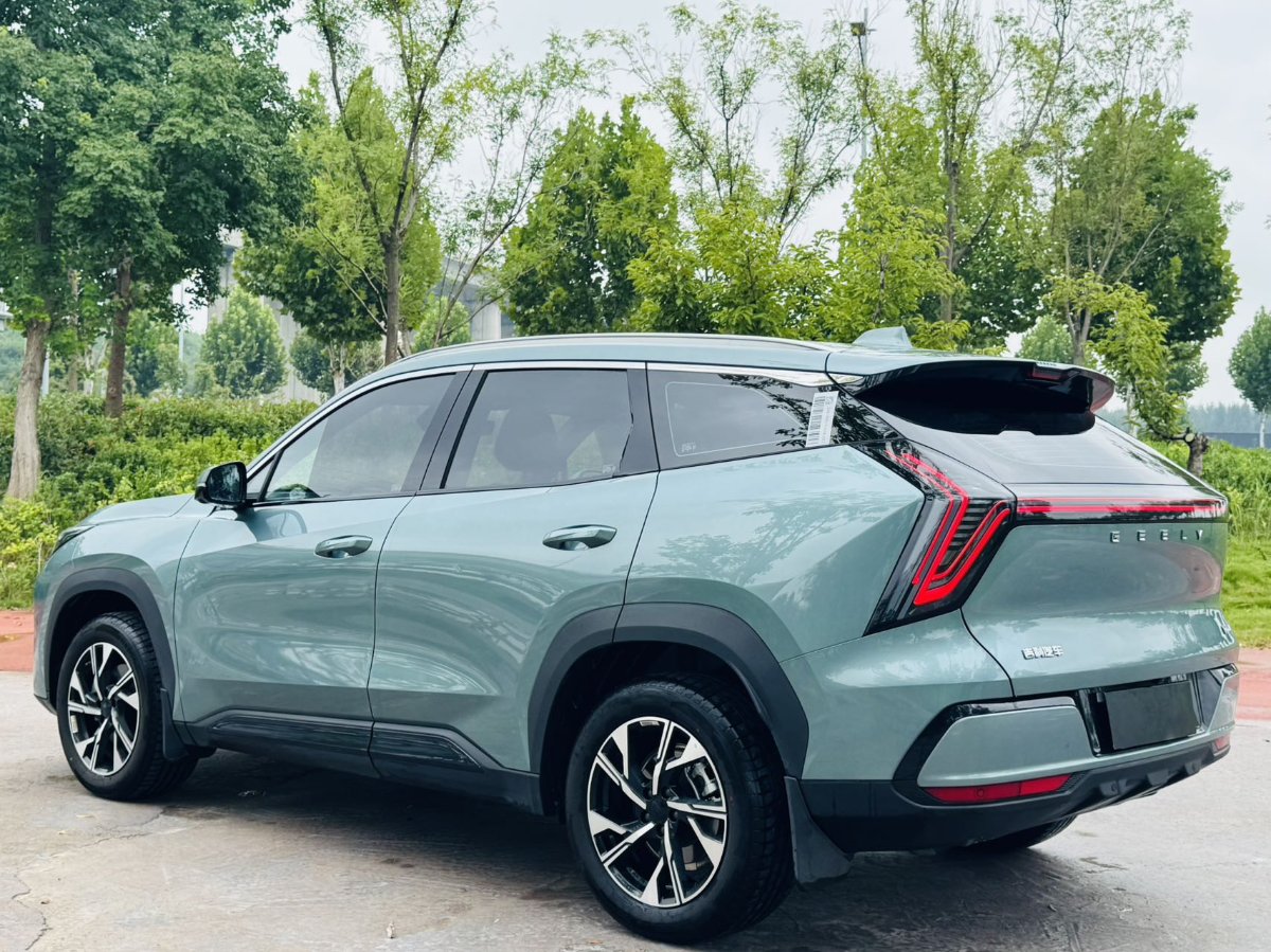 GEELY Boyue L 2025 car image #6