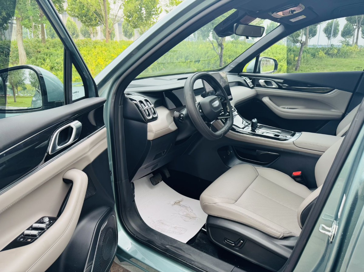 GEELY Boyue L 2025 car image #7