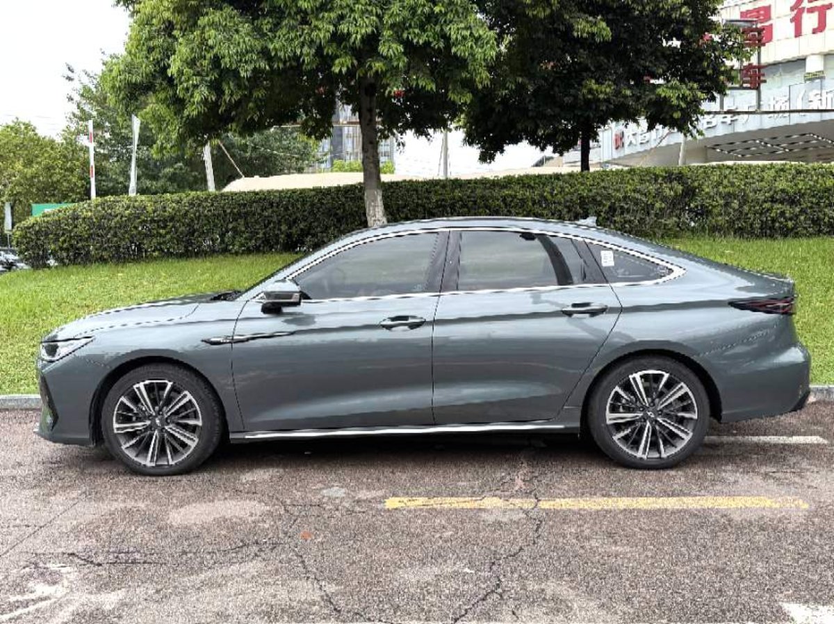 Chery Arrizo 8 Pro 2025 #7 Chery Arrizo 8 Pro 2025 car image #7