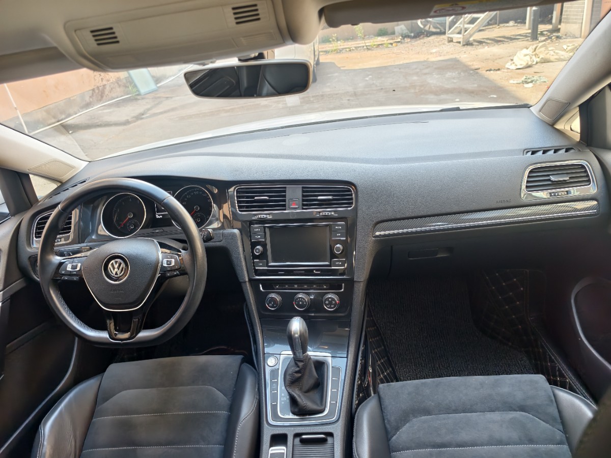 Volkswagen Golf 2019 #5 Volkswagen Golf 2019 car image #5