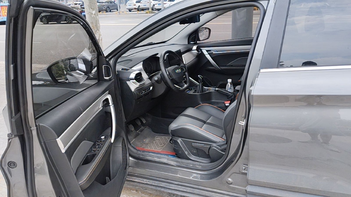 GEELY Coolray 2024 #5 GEELY Coolray 2024 صورة سيارة #5