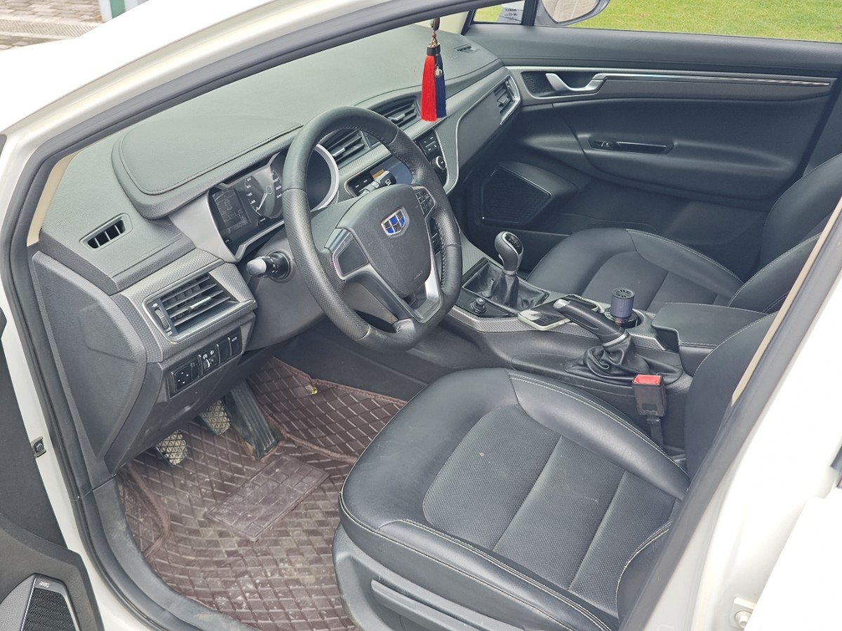 GEELY Emgrand GS 2017 car image #2