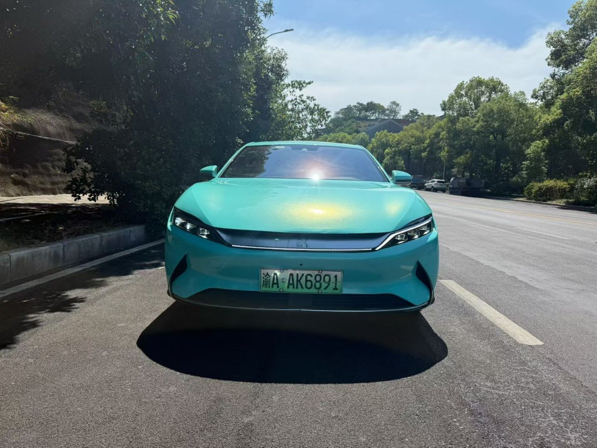 BYD Han 2023 car image #2