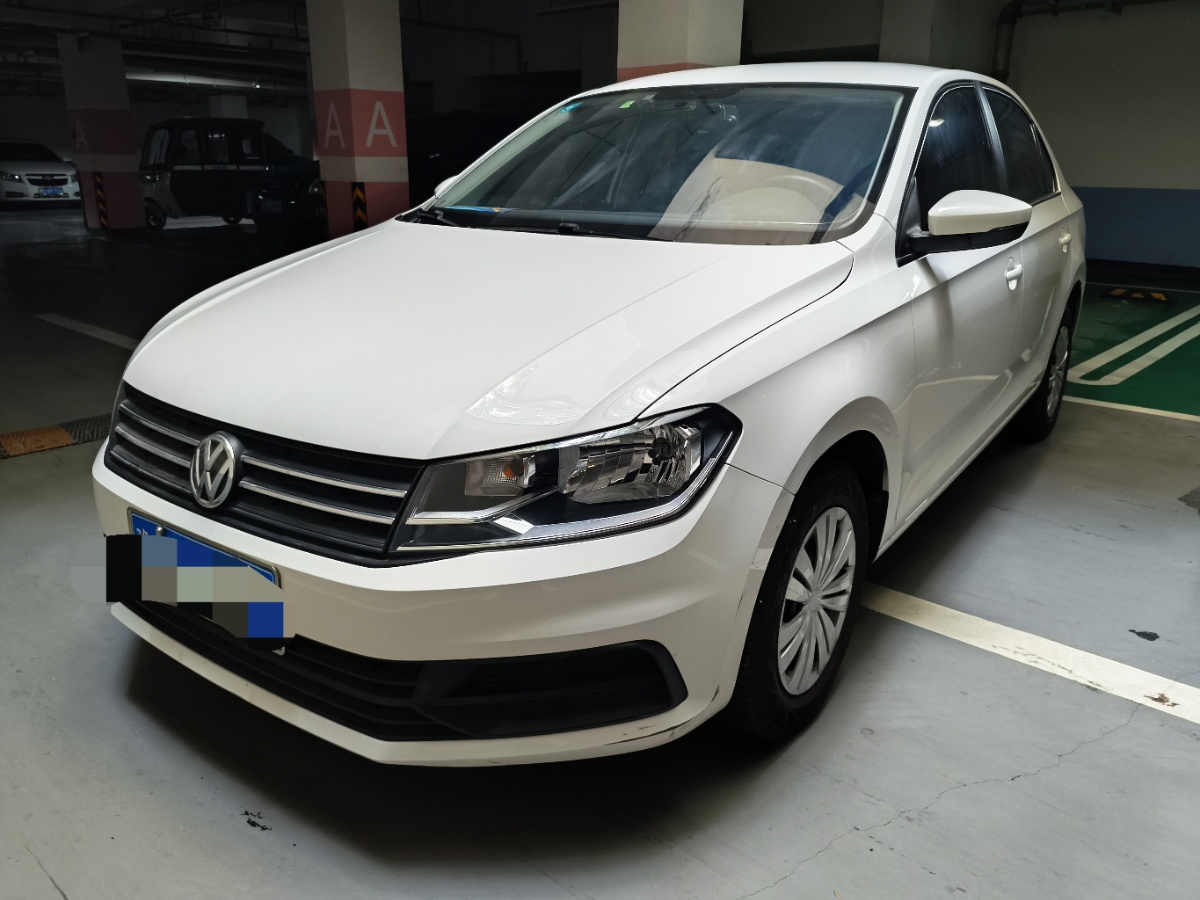 Volkswagen Santana 2019 car image #2