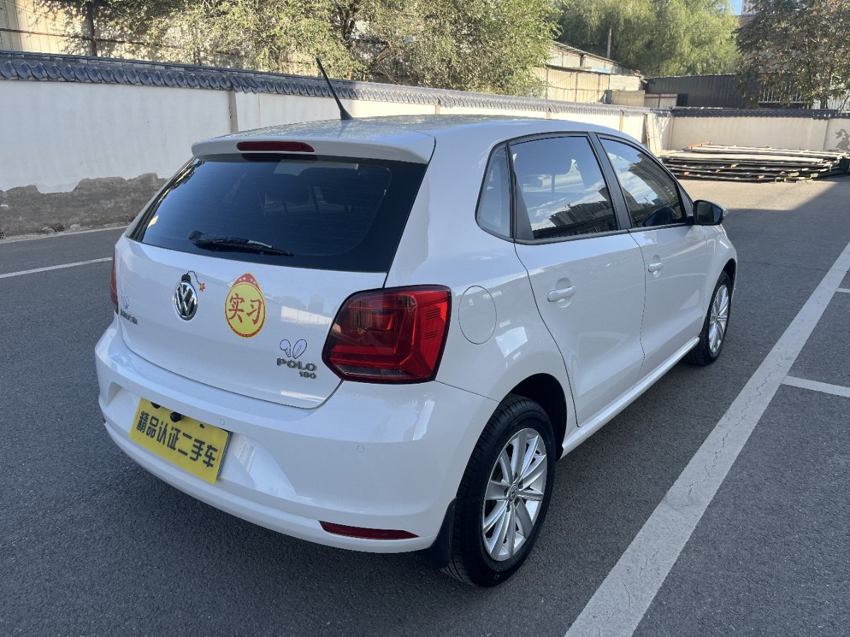 Volkswagen Polo 2016 #14 Volkswagen Polo 2016 car image #14