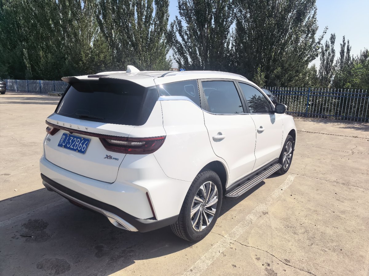 GEELY Vision X6 2023 car image #5