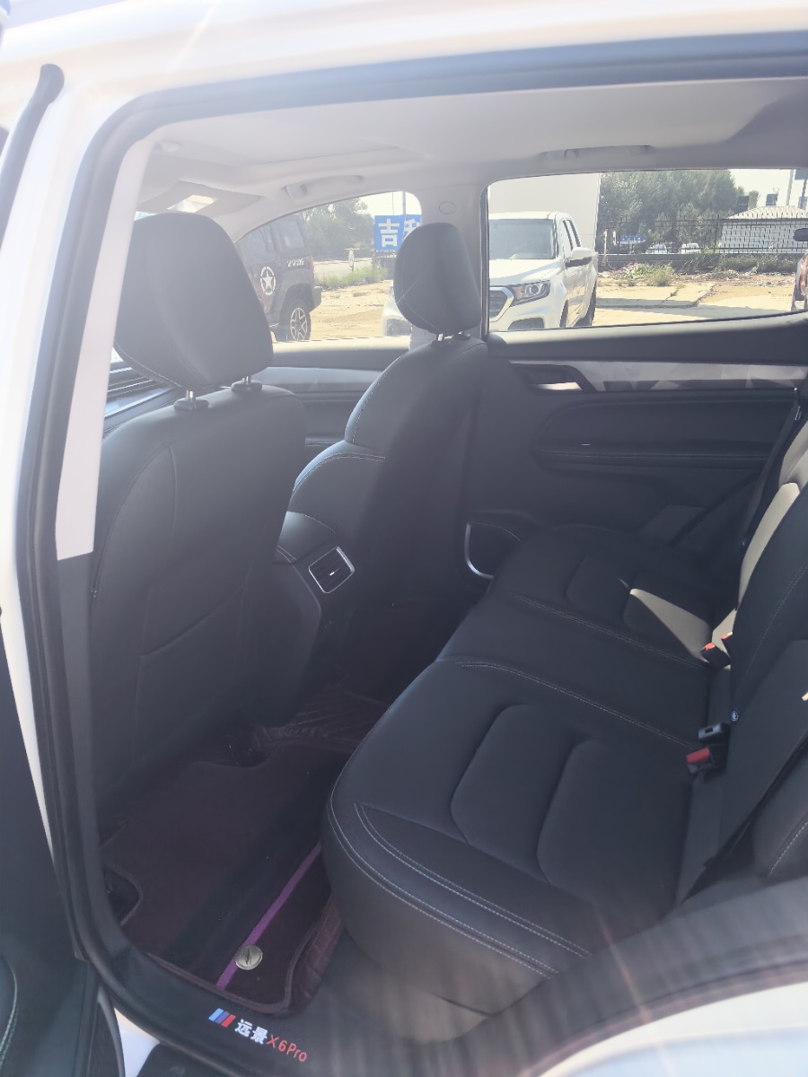 GEELY Vision X6 2023 car image #7