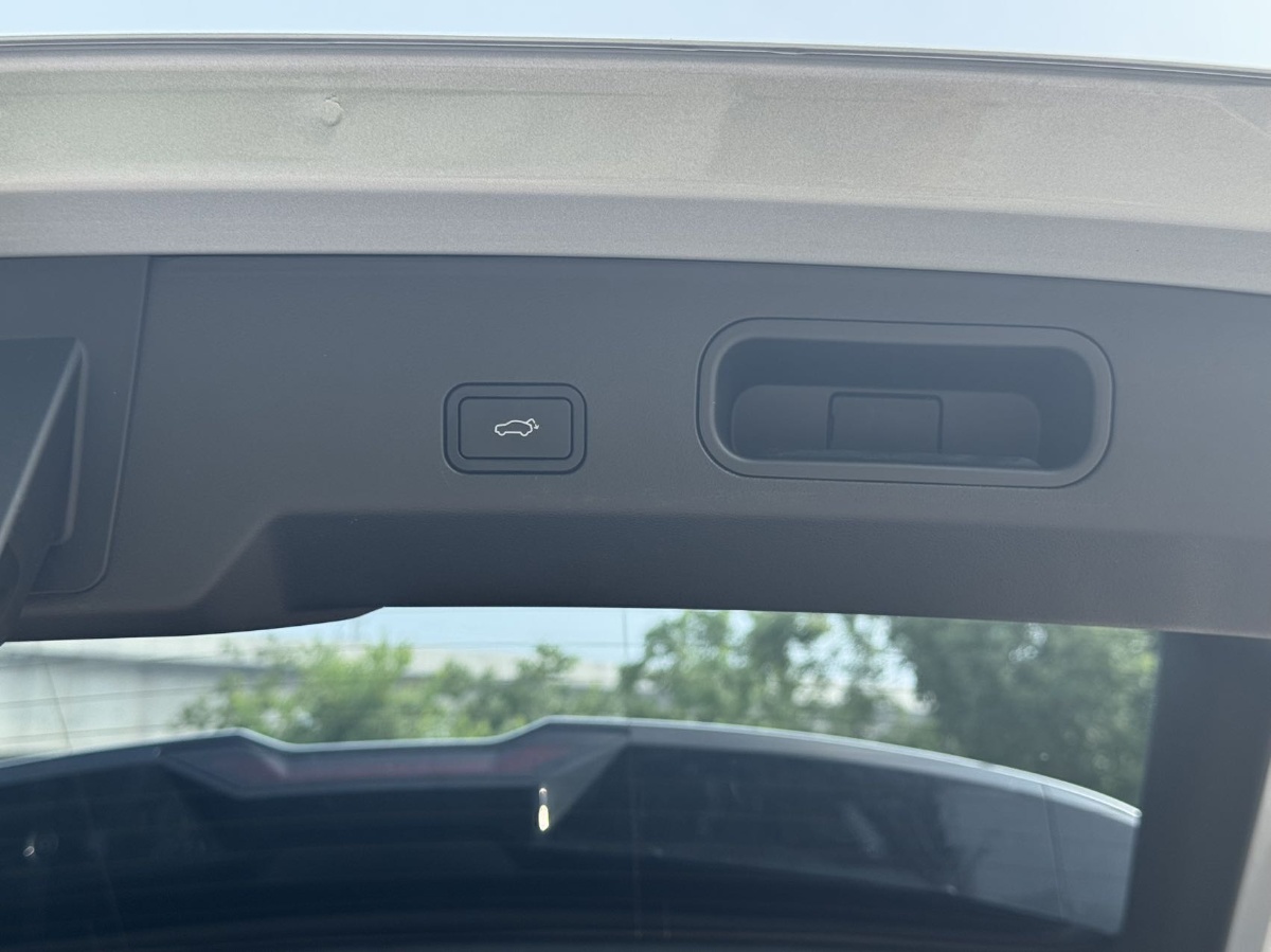 GEELY Boyue L 2023 #12 GEELY Boyue L 2023 car image #12
