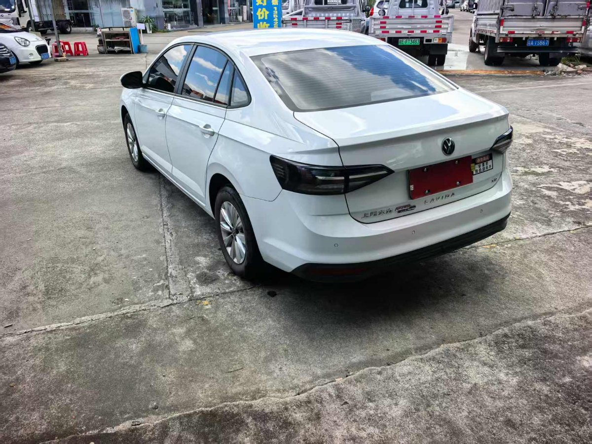 Volkswagen Lavida 2025 car image #6