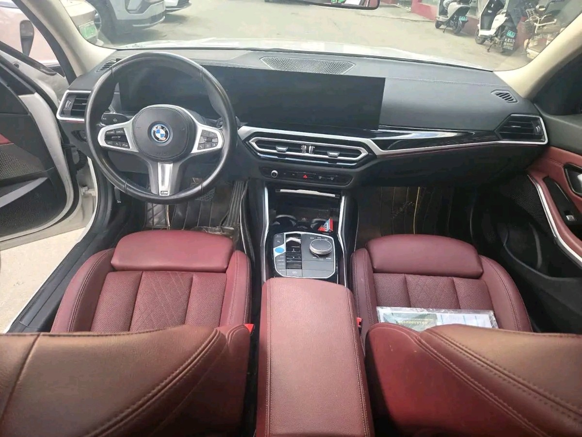 BMW i3 2023 car image #6