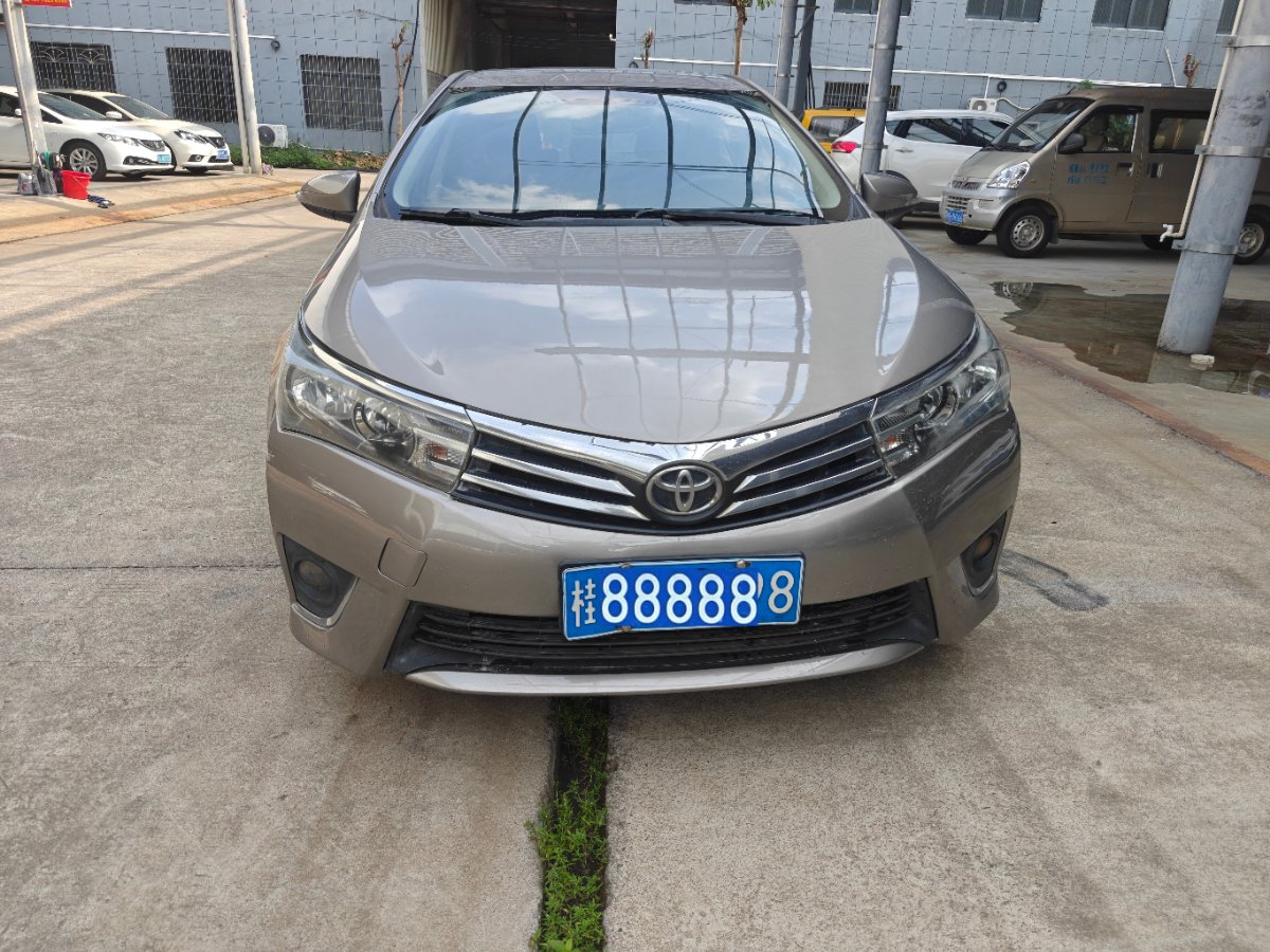 Toyota Corolla 2017 car image #2