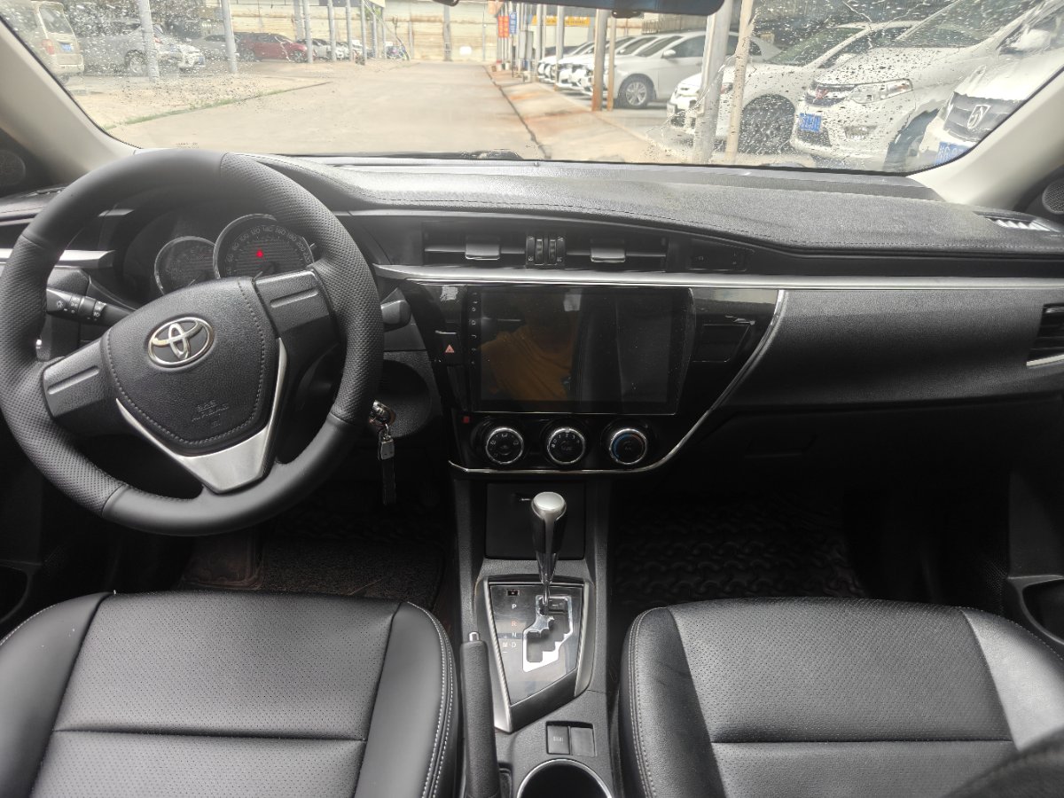 Toyota Corolla 2017 car image #9