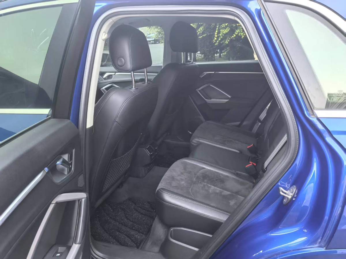 Audi Q3 2020 #4 Audi Q3 2020 car image #4