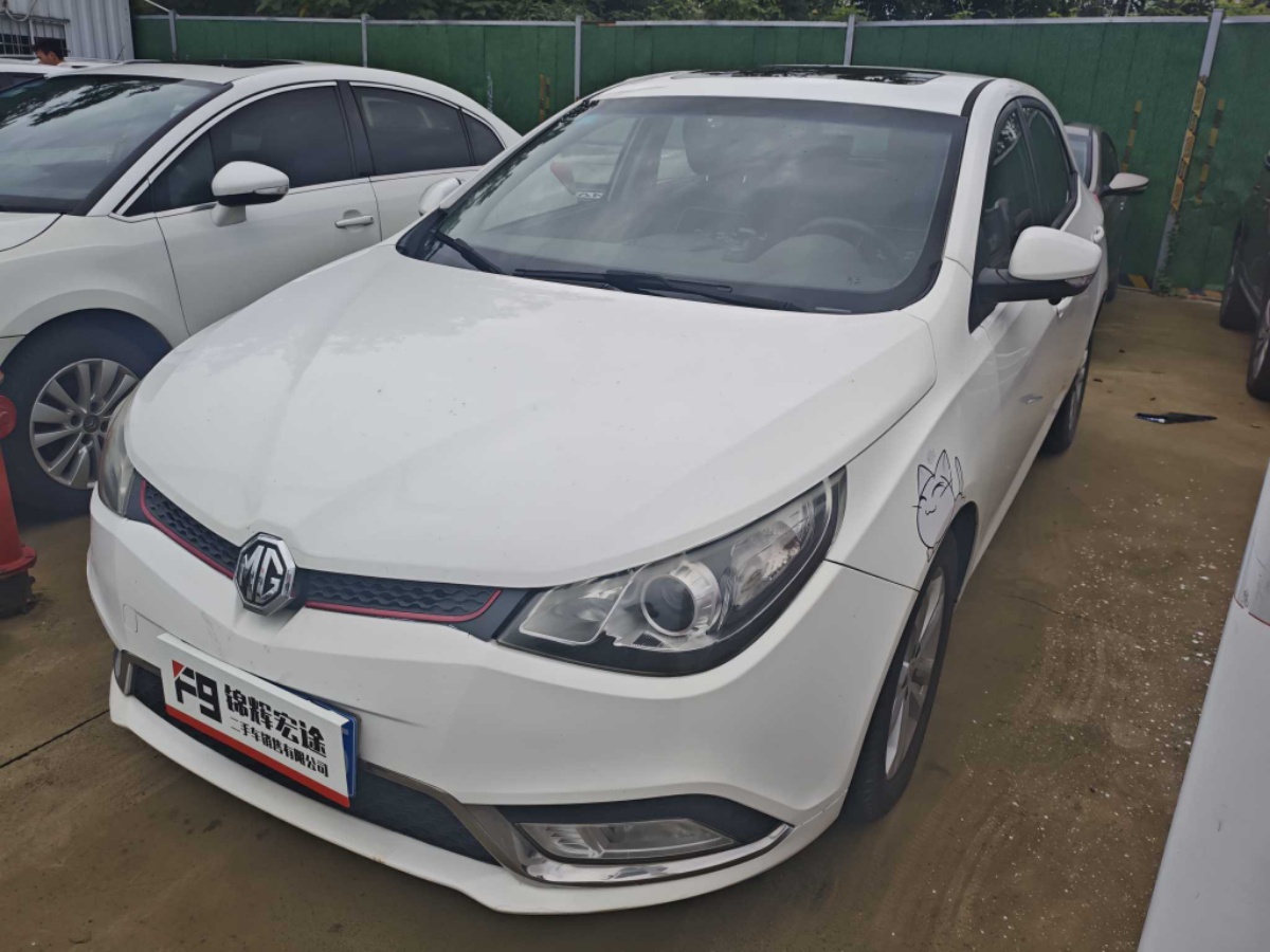 MG 5 2014 MG 5 2014 car image