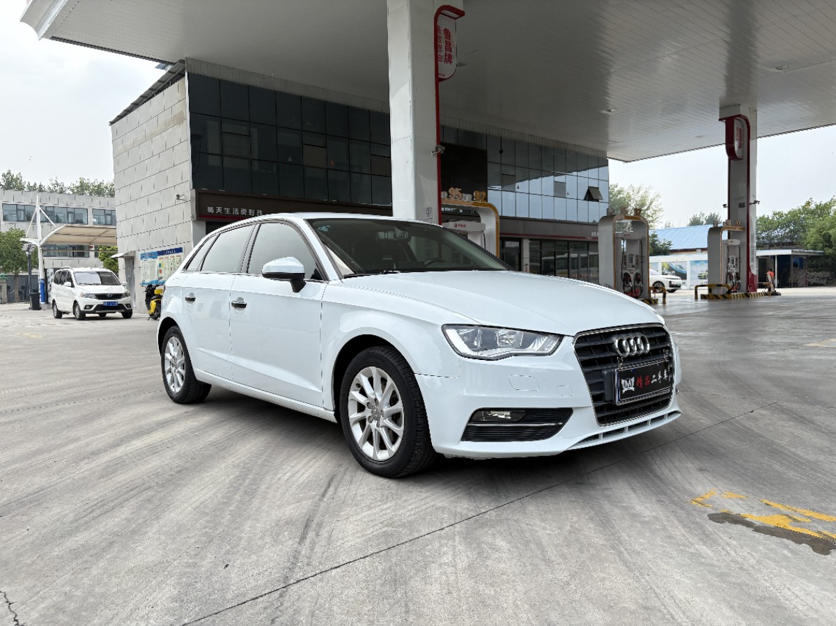 Audi A3 2017 Audi A3 2017 immagine di auto